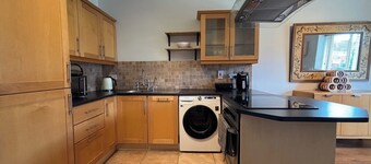 Spacious 2 Bed Apartment near Dublin Airport