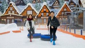 Zona de juegos infantil al aire libre
