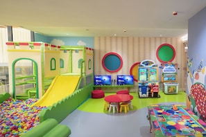 Children’s play area – indoor - The Trans Luxury Hotel Surabaya (Surabaya)