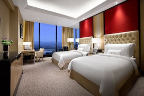 In-room safe, desk, laptop workspace, soundproofing