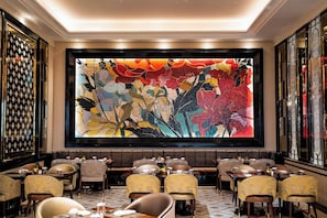 Daily buffet breakfast for a fee - The Trans Luxury Hotel Surabaya (Surabaya)