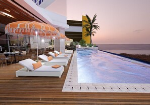 2 outdoor pools, pool umbrellas, sun loungers