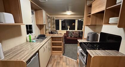 Rubys Place on Lyons Winkups, Towyn, Sleeps 6