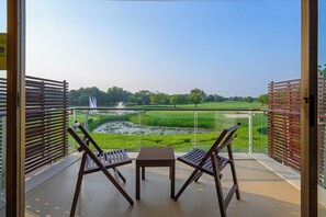 Deluxe Double Room, Balcony, Golf View | Balcony