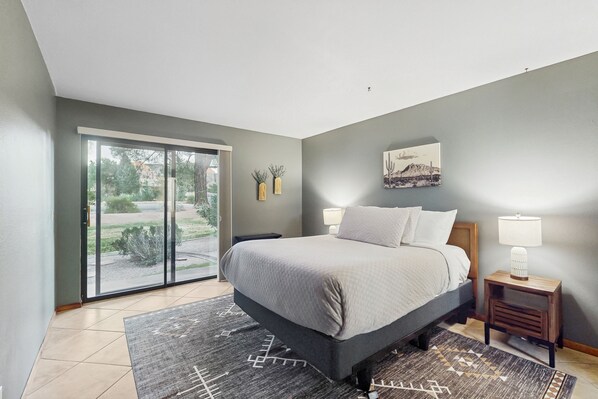 1 bedroom, iron/ironing board, internet, bed sheets