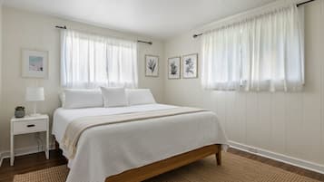 3 عدّة غرف نوم ومكواة/لوح كي وواي فاي مجانًا وملاءات أسرّة