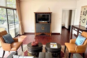 Room - Samsen Suites (Bangkok)