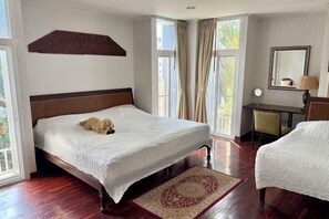 Room - Samsen Suites (Bangkok)