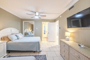 3 habitaciones, tabla de planchar con plancha y wifi gratis 