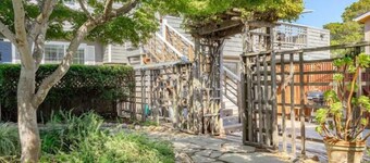 3 Bedroom Home Near Twin Lakes Beach