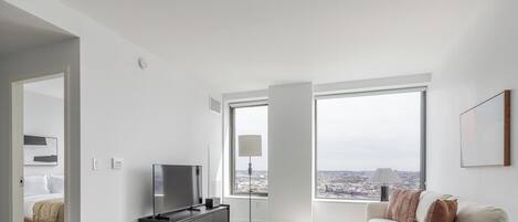 Télévision, chaîne hi-fi