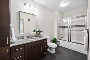 Shower, towels - Winter Deals |Near UT Campus + Resort Style Perks! (Austin)