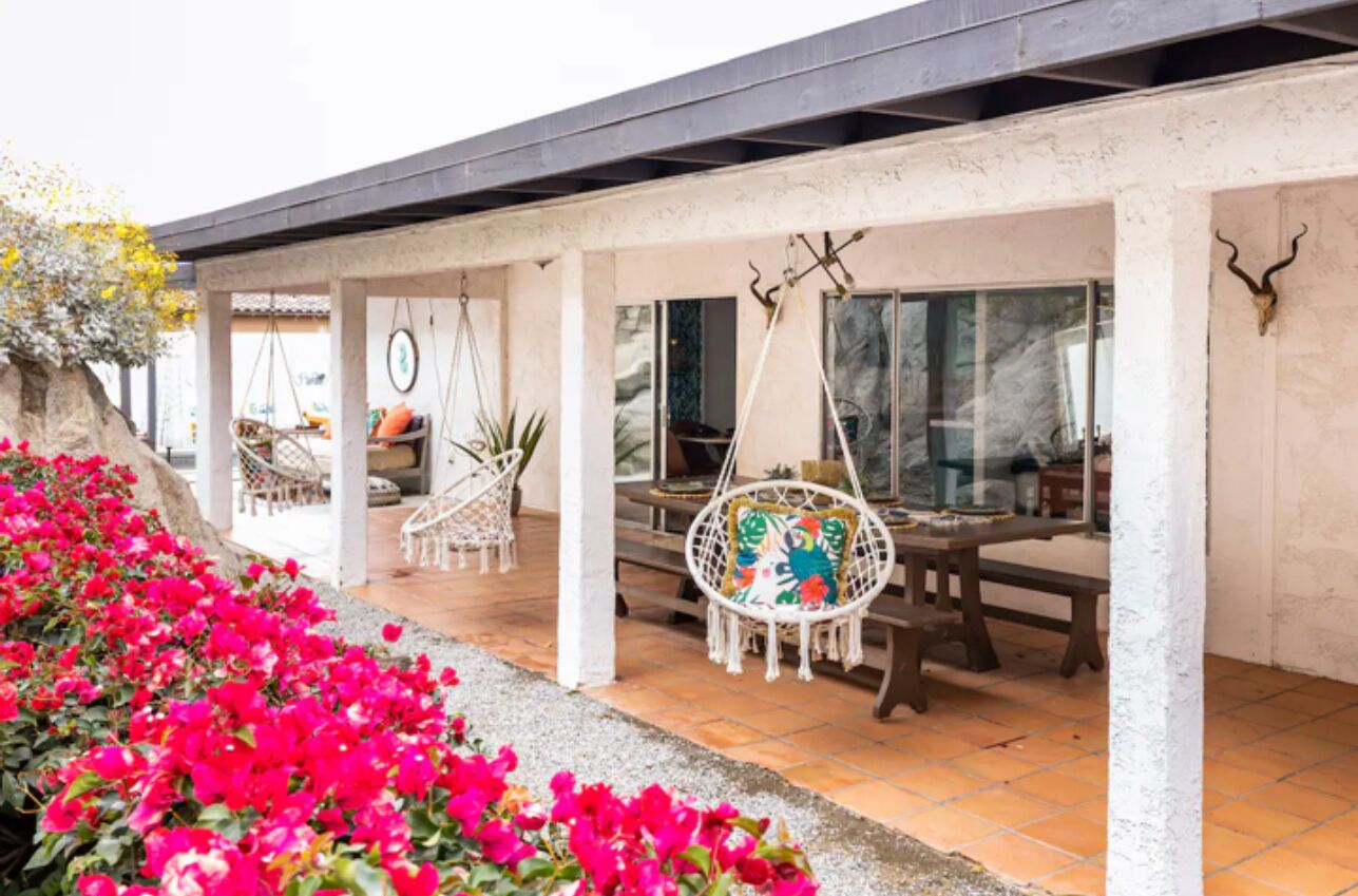 屋外ダイニングエリア