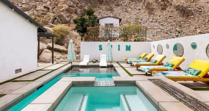 Spacious 4-bedroom house with fitness room and Pool in fabulous La Quinta