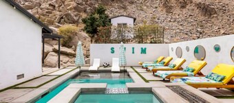 Spacious 4-bedroom house with fitness room and Pool in fabulous La Quinta