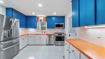Microwave, oven, stovetop, dishwasher
