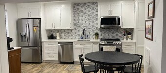 Honey Trail Hideaway, a beautifully updated ground-floor condo w/AC