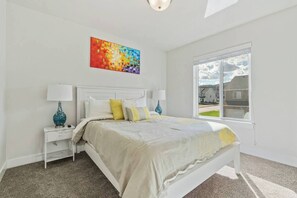 5 Schlafzimmer, Bügeleisen/Bügelbrett, Reisekinderbett, WLAN