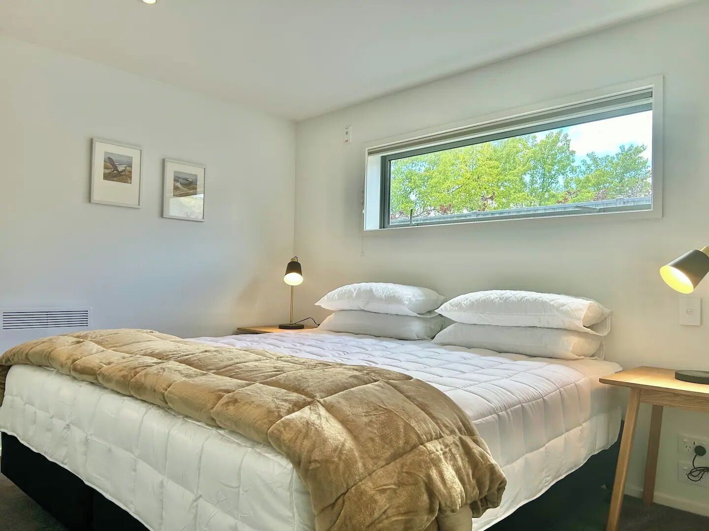 3 chambres, fer et planche à repasser, Wi-Fi, draps fournis