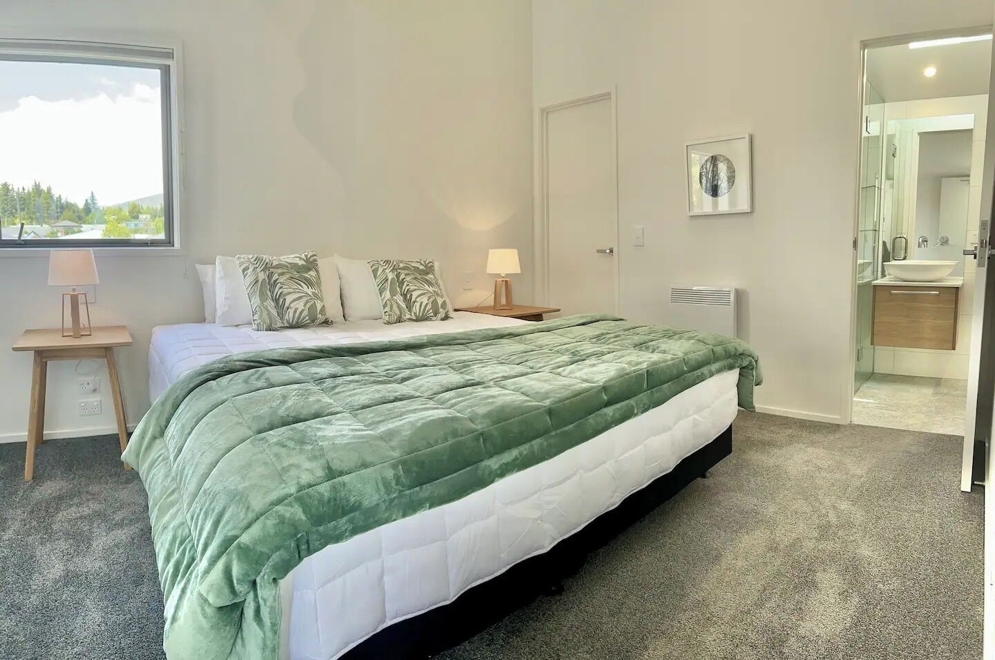 3 Schlafzimmer, Bügeleisen/Bügelbrett, WLAN, Bettwäsche