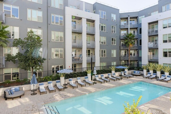 Pool - Blueground | Milpitas, pool, nr Great Mall (Milpitas)
