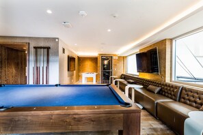 غرفة الألعاب