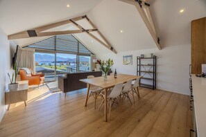 Interior - Stunning Lake View Apartment #2- Sleeps 6, 2 minutes walk to Lake & Town (Wānaka)