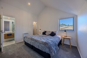 3 Schlafzimmer, Bügeleisen/Bügelbrett, WLAN, Bettwäsche