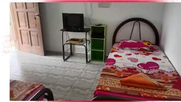 Room, Balcony, Garden View | Desk, laptop workspace, free WiFi