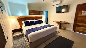 標準雙人房, 露台, 海景 | 防敏寢具、羽絨被、Tempur-Pedic 床墊、房內夾萬