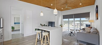 Eastern Reef Villas