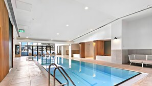 Piscina coperta, una piscina riscaldata