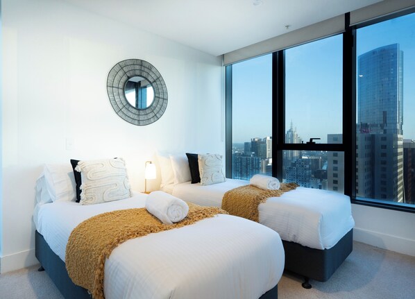 3 bedrooms, iron/ironing board, free WiFi, bed sheets