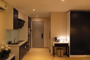 Room - Signy House Premier 1 (Ho Chi Minh City)