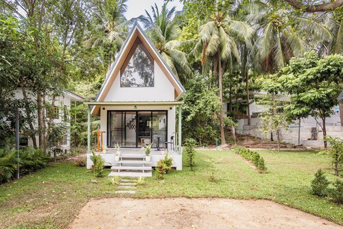 Coconut WayWay Retreat by Sea N' Rent