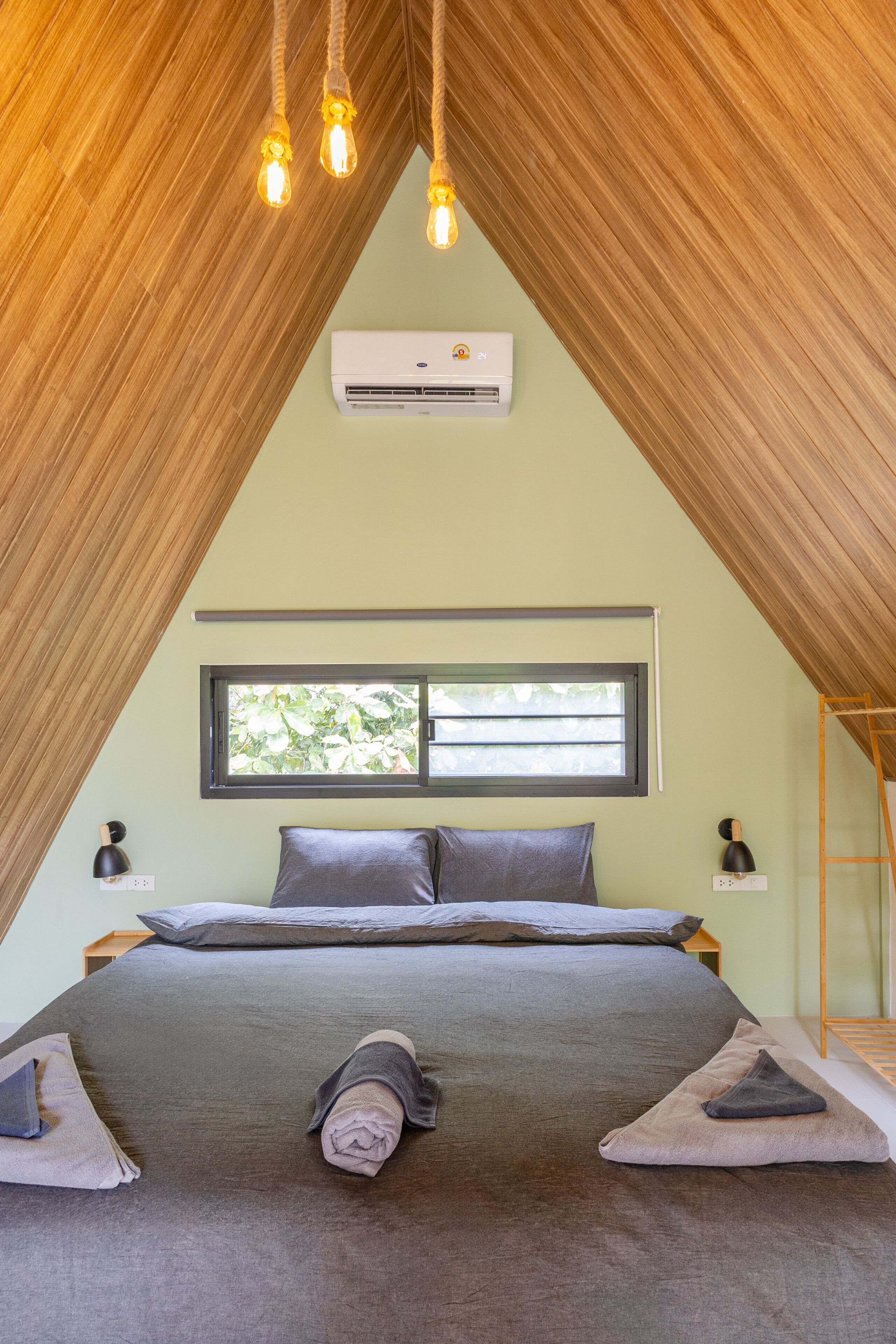 Loft, balcon, vue jardin | Intérieur