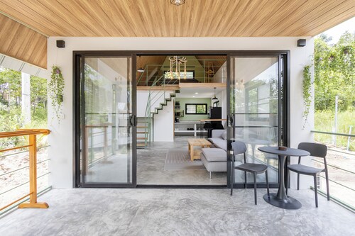 Coconut WayWay Retreat by Sea N' Rent