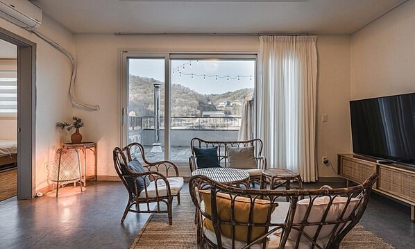 Suite | Individually decorated, individually furnished, free WiFi, bed sheets - Chuncheon bali 376 (Chuncheon)