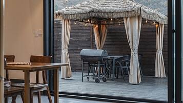 Individually decorated, individually furnished, free WiFi, bed sheets