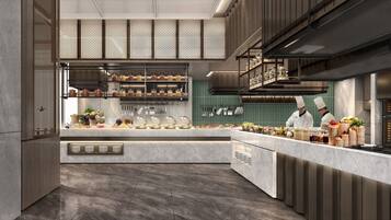 3 restaurants, breakfast served