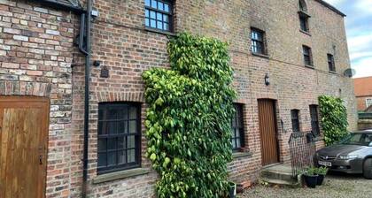 Studio 3B, The Carriage House.