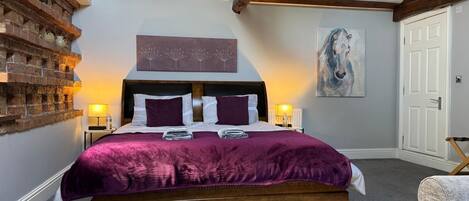 1 bedroom, iron/ironing board, travel crib, WiFi