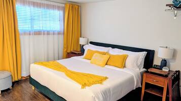 1 bedroom, iron/ironing board, travel crib, WiFi (free)