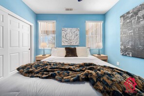 Unclassified image, 5 of 53, button