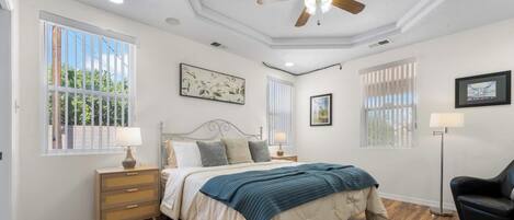 4 chambres, fer et planche Ă repasser, lit parapluie, Wi-Fi