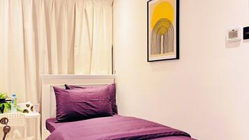Standard Single Room | Desk, laptop workspace, soundproofing, iron/ironing board (on request)