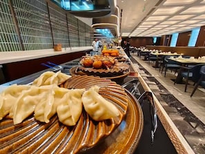 Desayuno buffet incluido todos los días