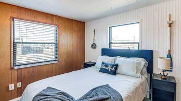 5 chambres, bureau, accès Internet, draps fournis