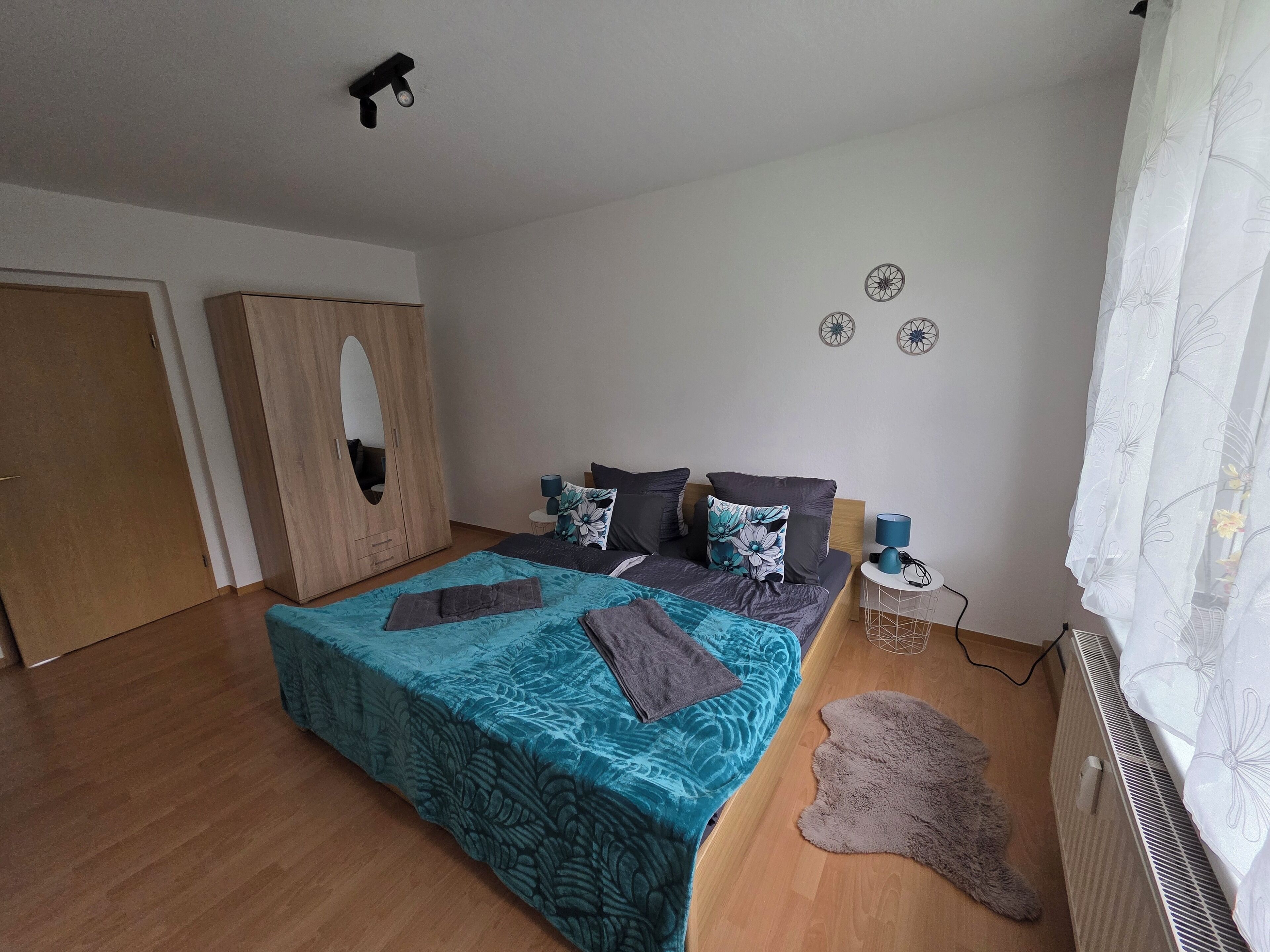 2 makuuhuonetta, ilmainen Wi-Fi, vuodevaatteet