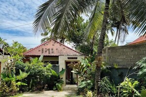 Self-parking (surcharge)